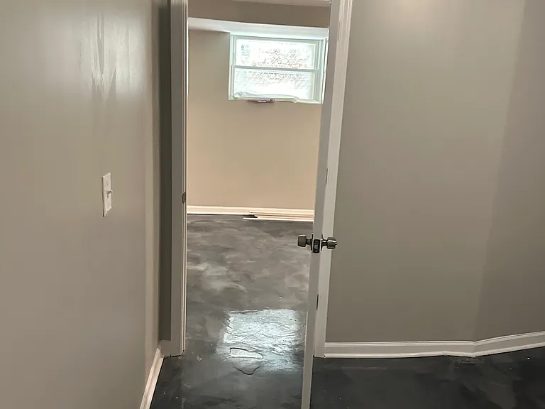 6124 S Champlain Ave #BASEMENT — Photo 15