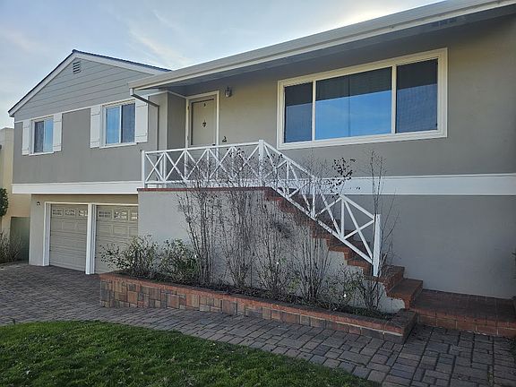 2nd image of 1145 Fernwood Dr