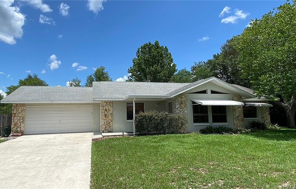 1st image of 3621 E Foxwood Ln