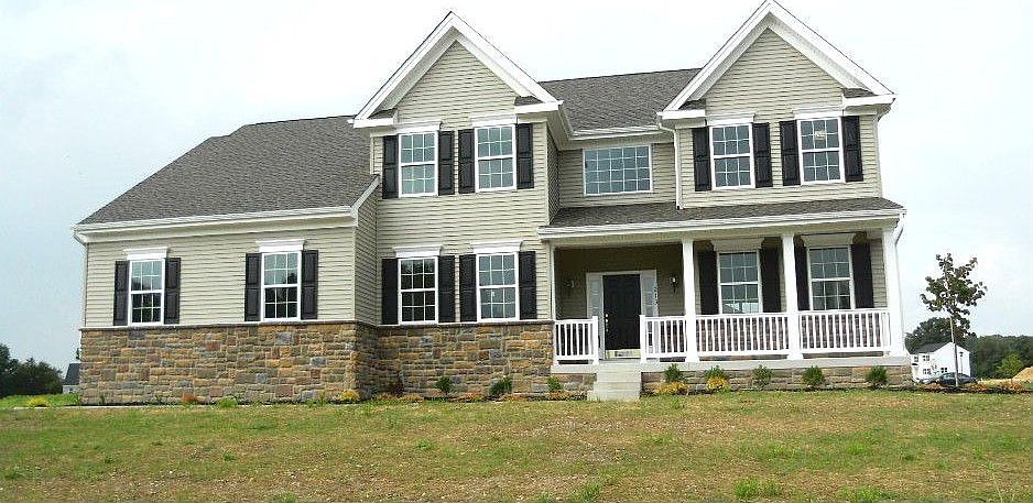 102 Willow Oaks Lane