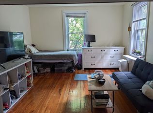 2041 Spruce St APT 3R, Philadelphia, PA 19103