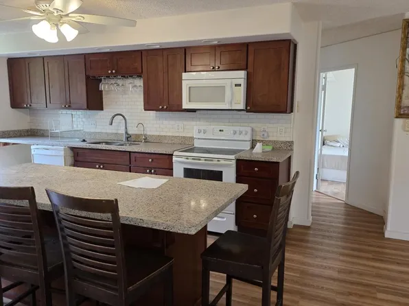 95-273 Waikalani Dr APT D706, Mililani, HI 96789