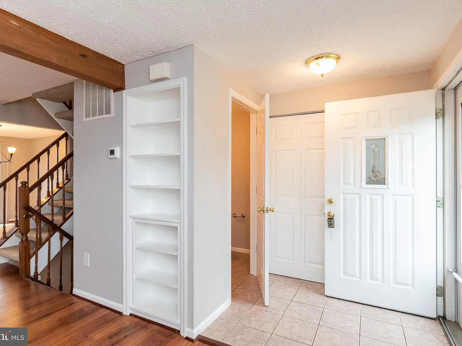 3 bed, 3.0 bath, 1440 sqft, $2,100 — Photo 4