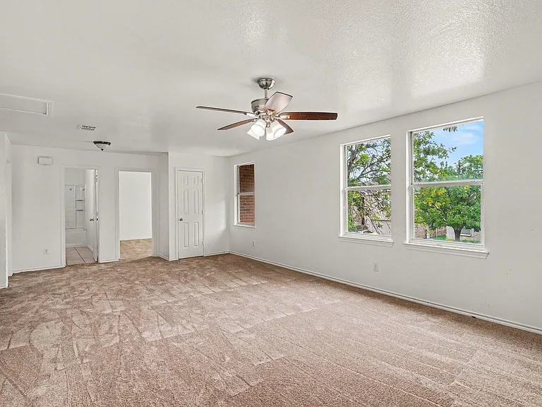 7656 Sienna Ridge Ln — Photo 16