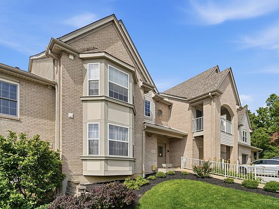 3rd image of 843 Neeb Rd APT 1