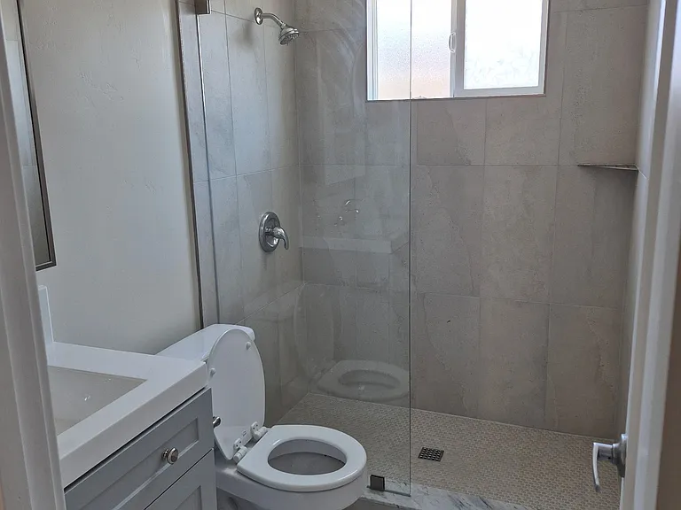 292 Elkwood Ave — Photo 11