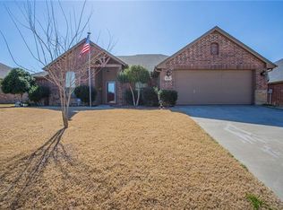 6038 Cynthia Dr, Midlothian, TX 76065