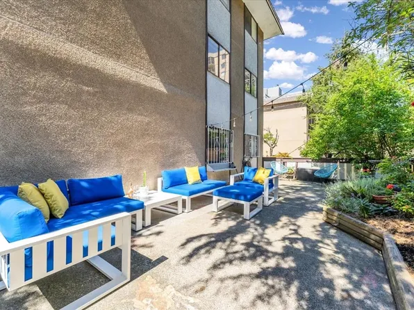 120 E 4th St #201, North Vancouver, BC V7L 1H6