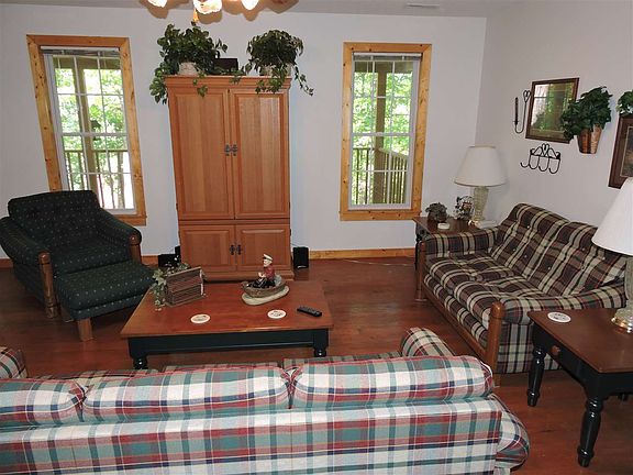 5th image of 137 Lakehill Dr