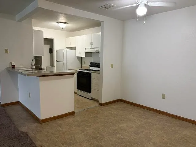 4649 Park Ln #4649 — Photo 3