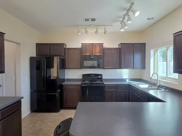 10225 W CAMELBACK Road #24, Phoenix, AZ 85037