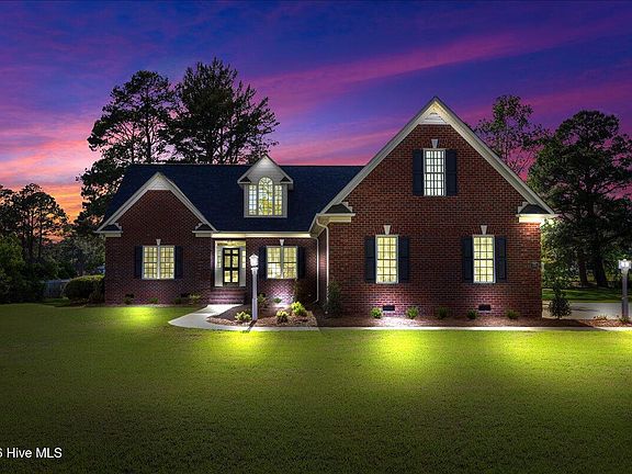 2nd image of 2143 Trails End Drive