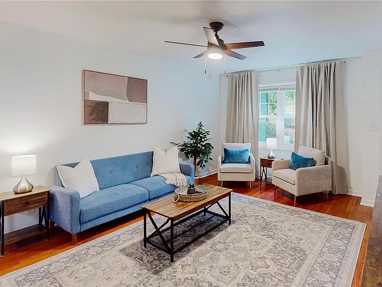1360 Willivee Dr — Photo 2