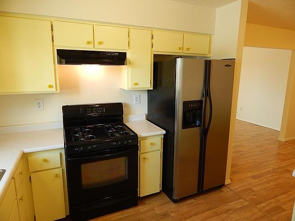 Kitchen with custom glass knobs
