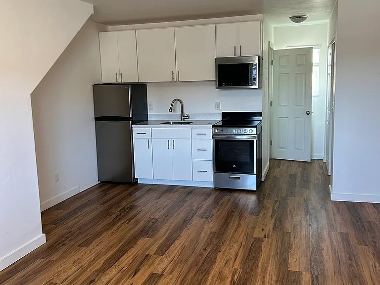 1201 E Main St #129 — Photo 6