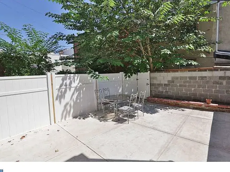 1237 S 20th St — Photo 22