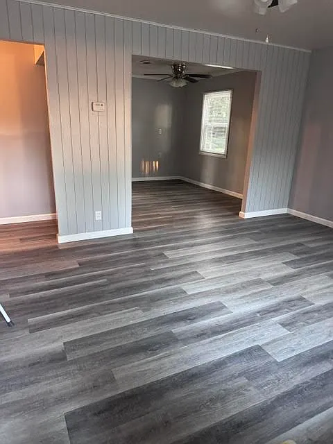 3 bed, 864 sqft, $1,300 — Photo 2
