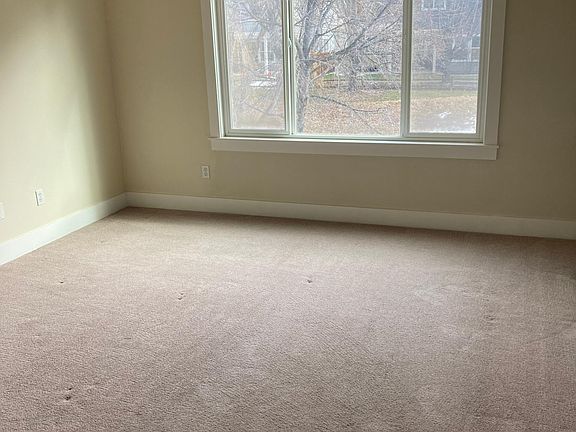 Master bedroom (upstairs)