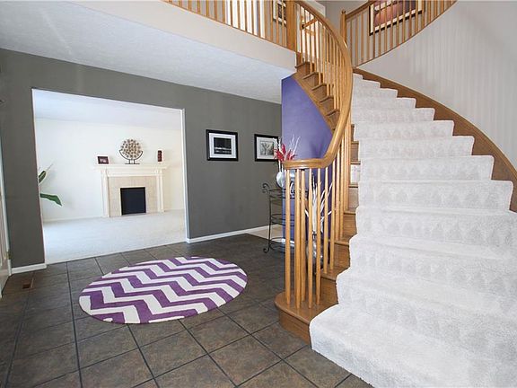 4th image of 6572 Queens Way
