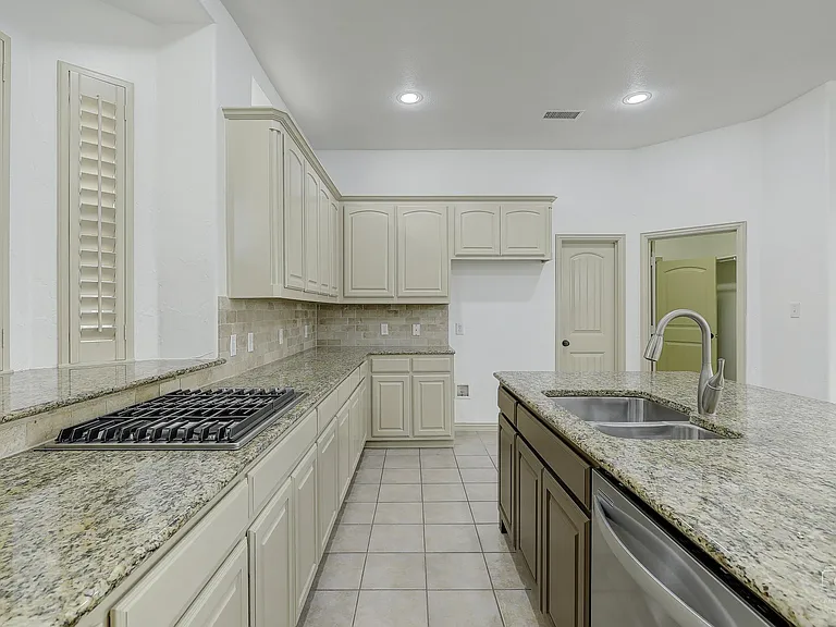 3075 Clearfork Trl — Photo 29