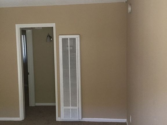 5th image of 4379 Hamilton St APT 2