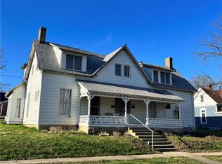 202 W Walnut St, Greencastle, IN 46135