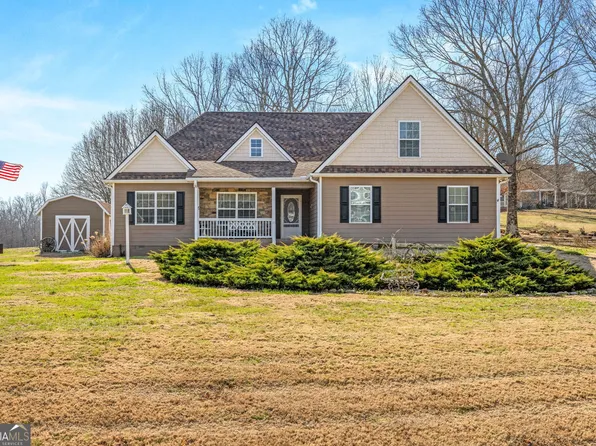 155 Stonington Dr, Mount Airy, GA 30563