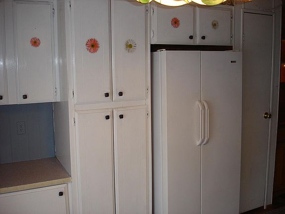 4th image of 124 Buckingham Drive