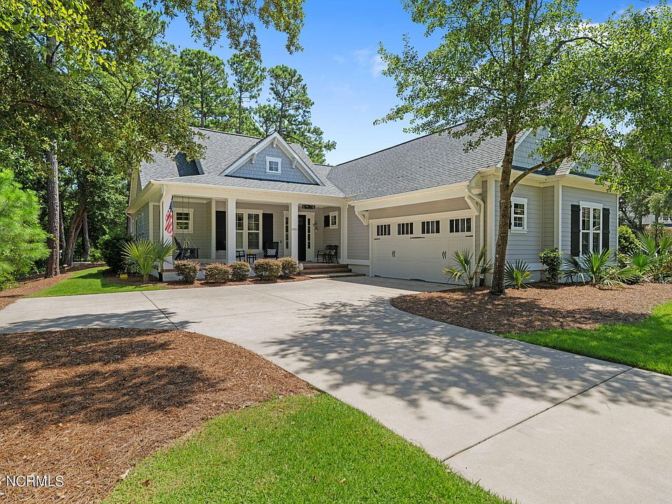 1st image of 3615 Players Club Drive SE
