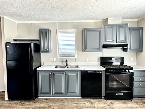 2nd image of 4580 Circle Inn Dr