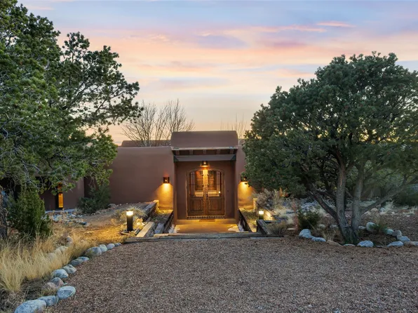 34 Coppermallow Rd, Santa Fe, NM 87506