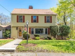10 Cumberland Rd, Newton, MA 02465