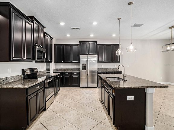 3rd image of 11703 Winterset Cove Dr