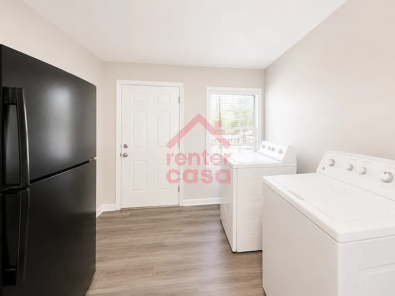 437 N Hairston Rd — Photo 29