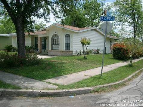 1st image of 258 Basswood Dr