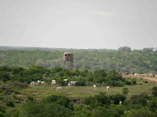 0 Cypress Creek Rd, Leakey, TX 78873