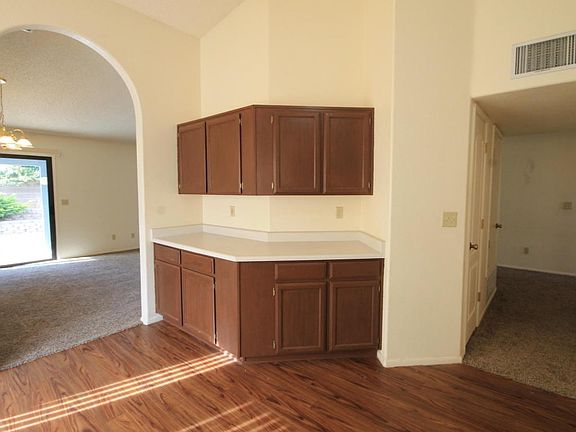 5th image of 2833 Golden Eagle Dr