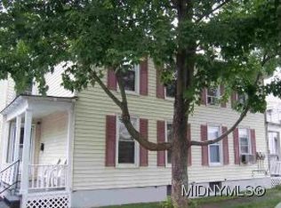 3 Wetmore St, New York Mills, NY 13417