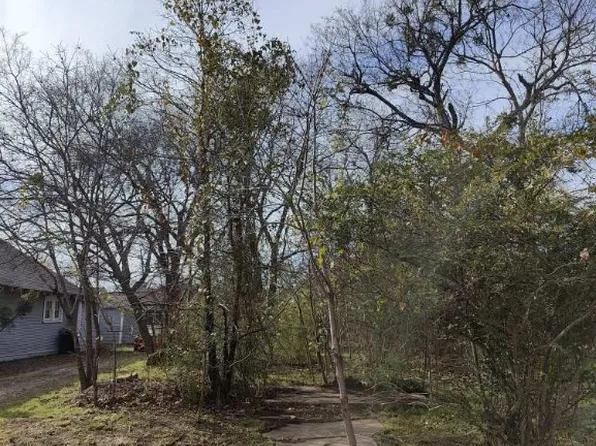 1811 Washington St, Commerce, TX 75428