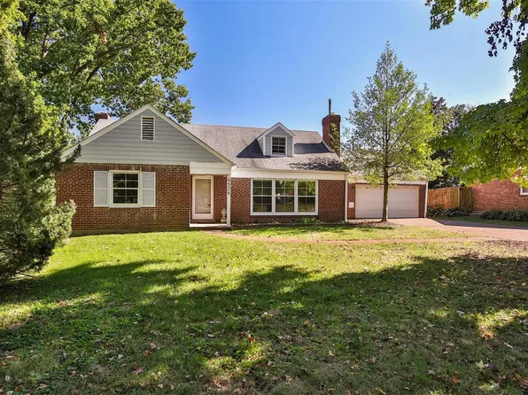 4526 Overbrook Dr, Saint Louis, MO 63121