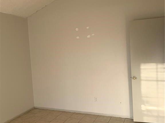 5th image of 2302 Capitan Drive