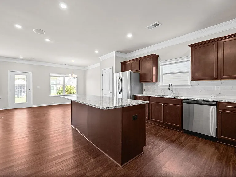 3722 Pelham Wood Dr — Photo 5