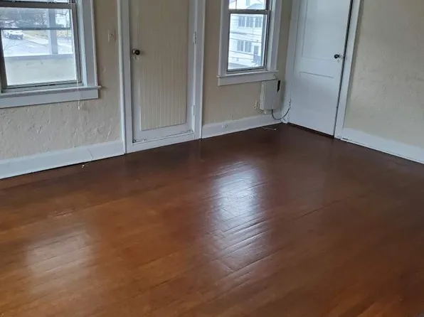 19 Oak St Floor 2, Harrison, NY 10528