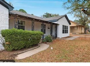 1709 Mockingbird Ln, Tyler, TX 75701