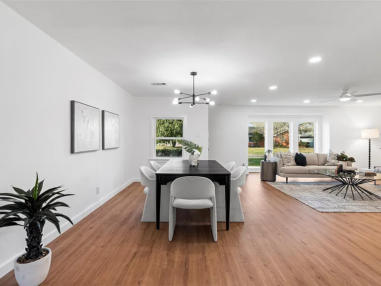 5023 Redstart St — Photo 11
