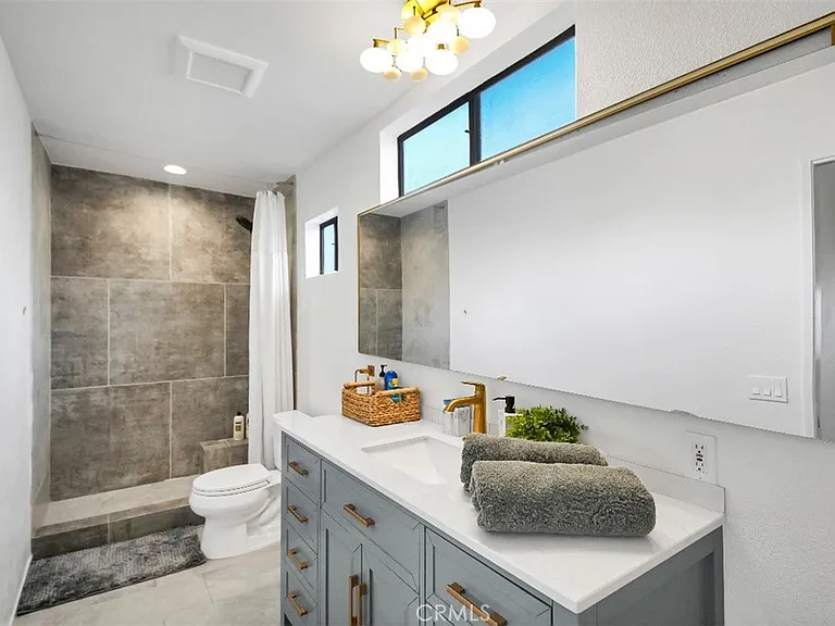 10444 Canoga Ave #40 — Photo 13