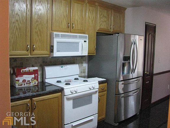 4th image of 4020 Fillmore Pointe