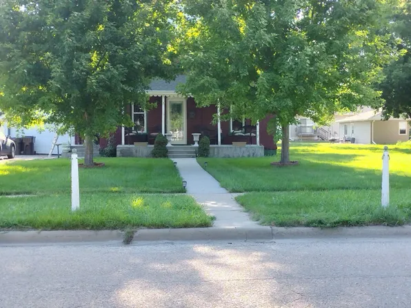 1710 8th Ave, Kearney, NE 68845