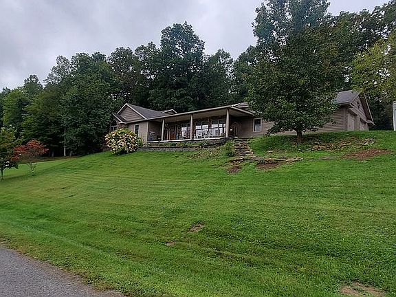 3rd image of 173 Hickory Hts