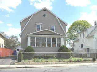 889 Liberty St, Springfield, MA 01104